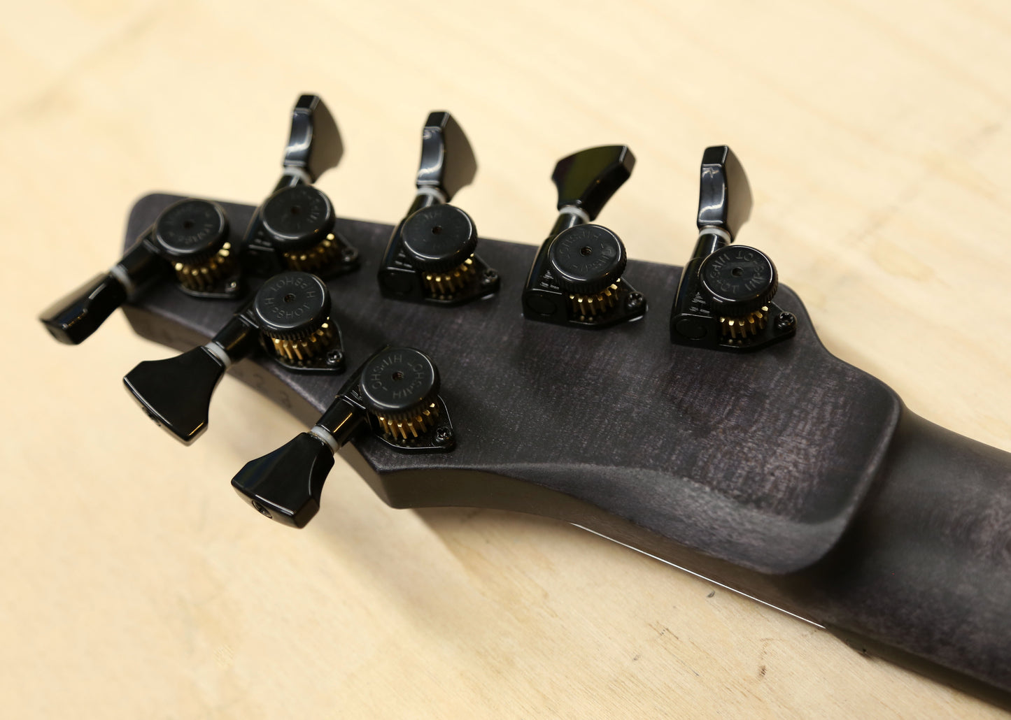 DEALER STOCK Mirus 7 – Blood Red