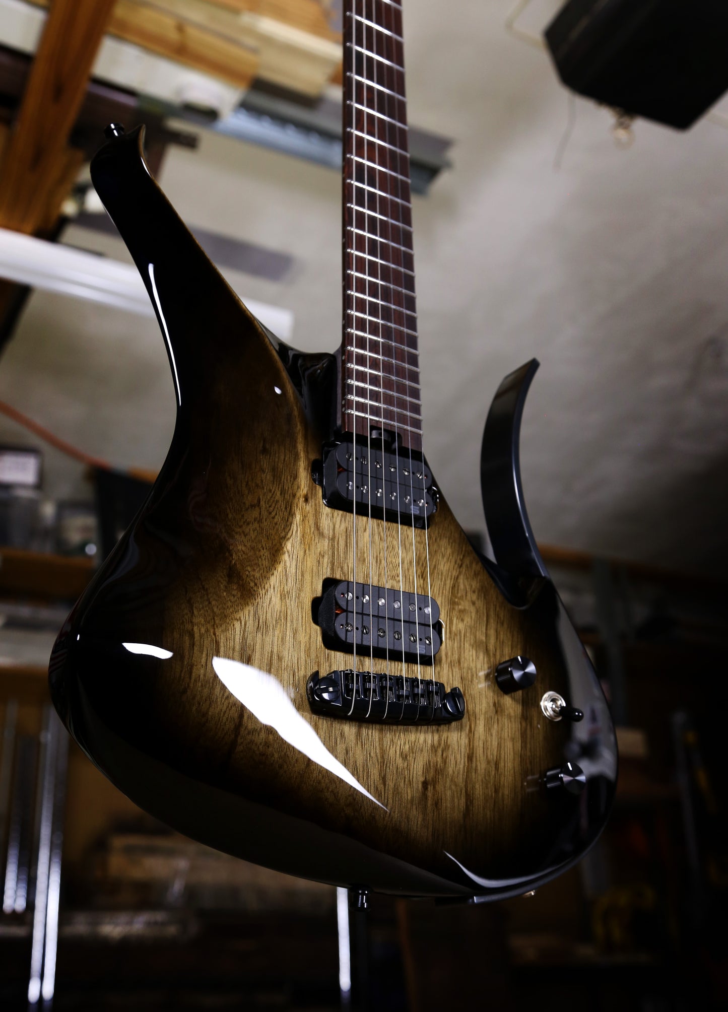DEALER STOCK Virtus 6 – Black Limba Burst