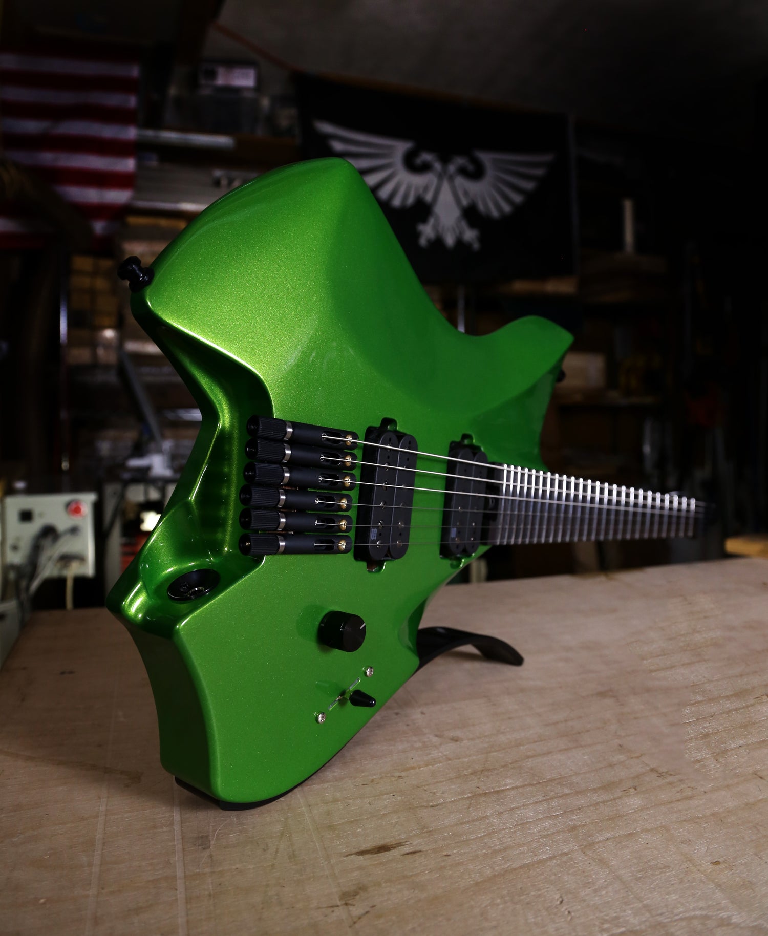 Mirus headless guitar in Java green metallic with seymour duncan humbuckers.