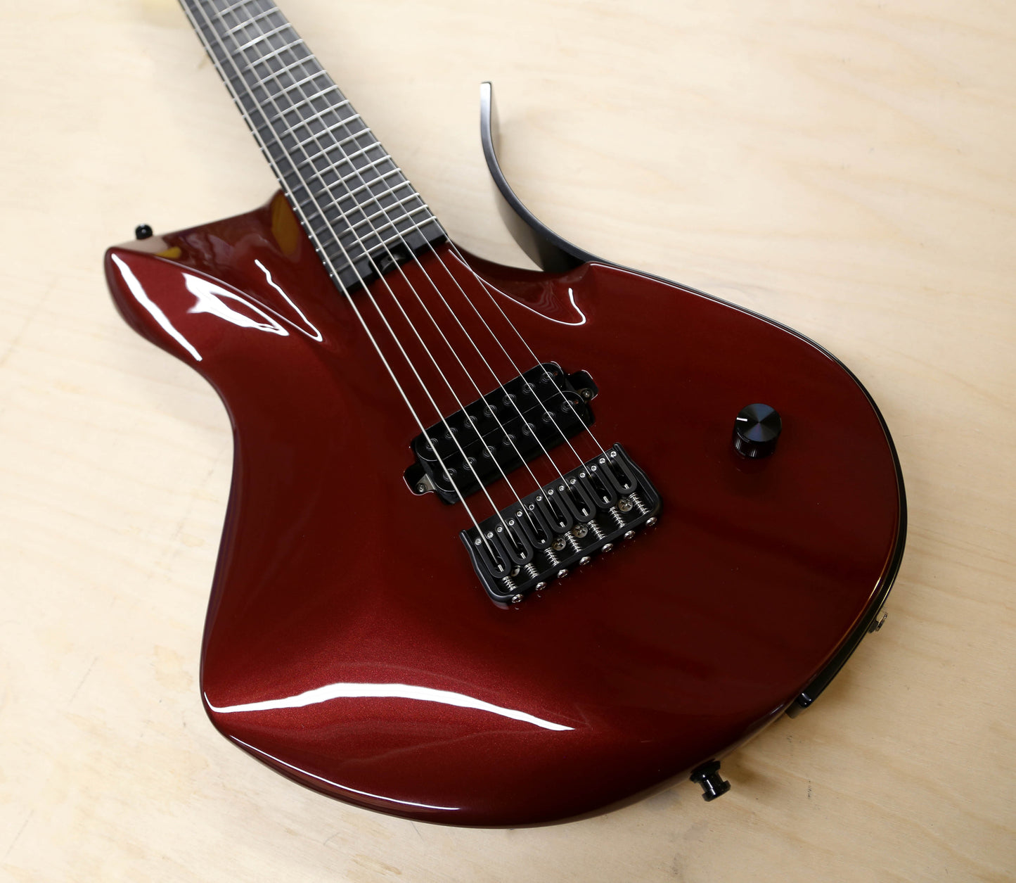 DEALER STOCK Mirus 7 – Blood Red