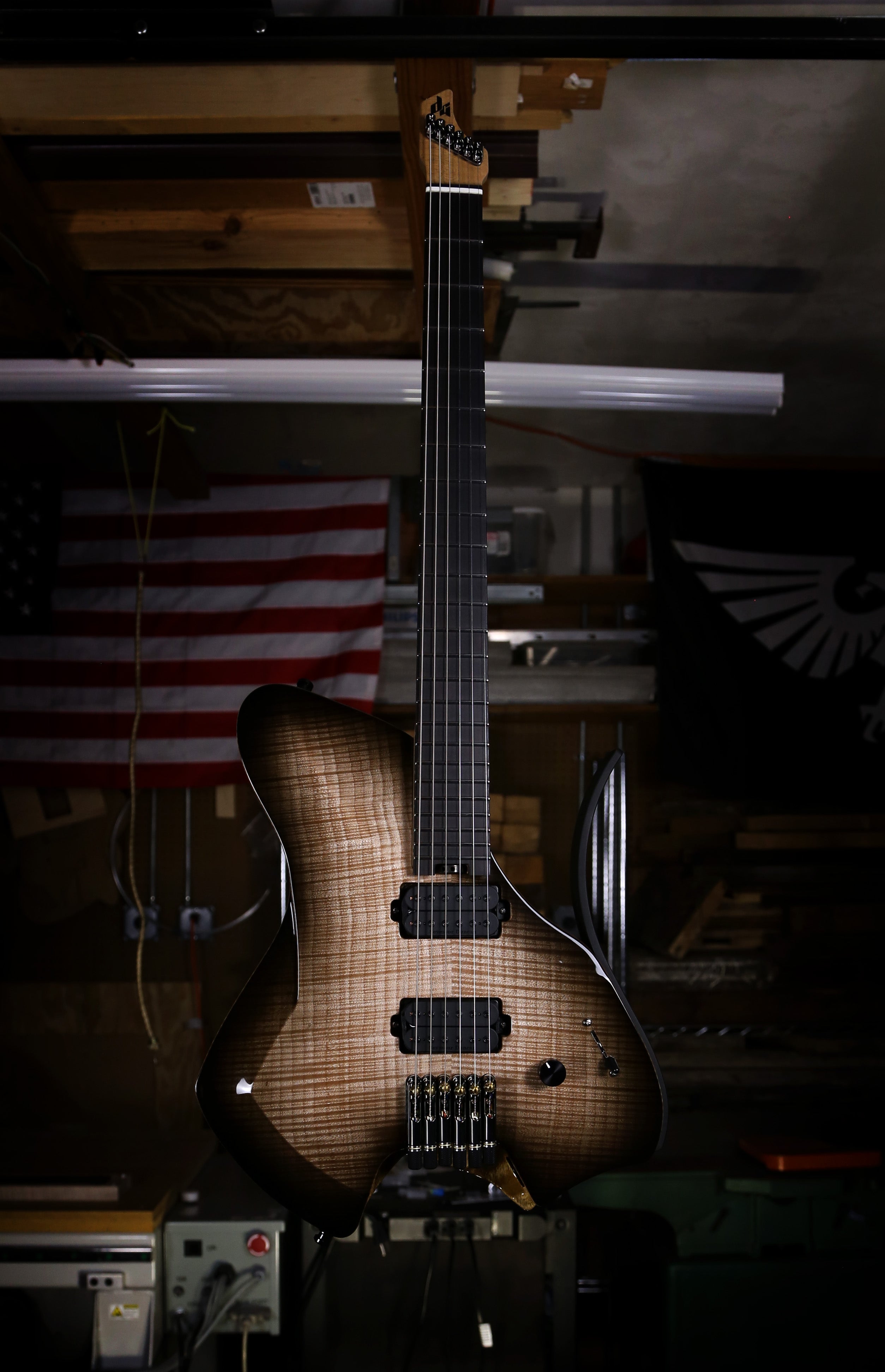 Mirus Headless 6 - Black Burst – Dean Gordon Guitars