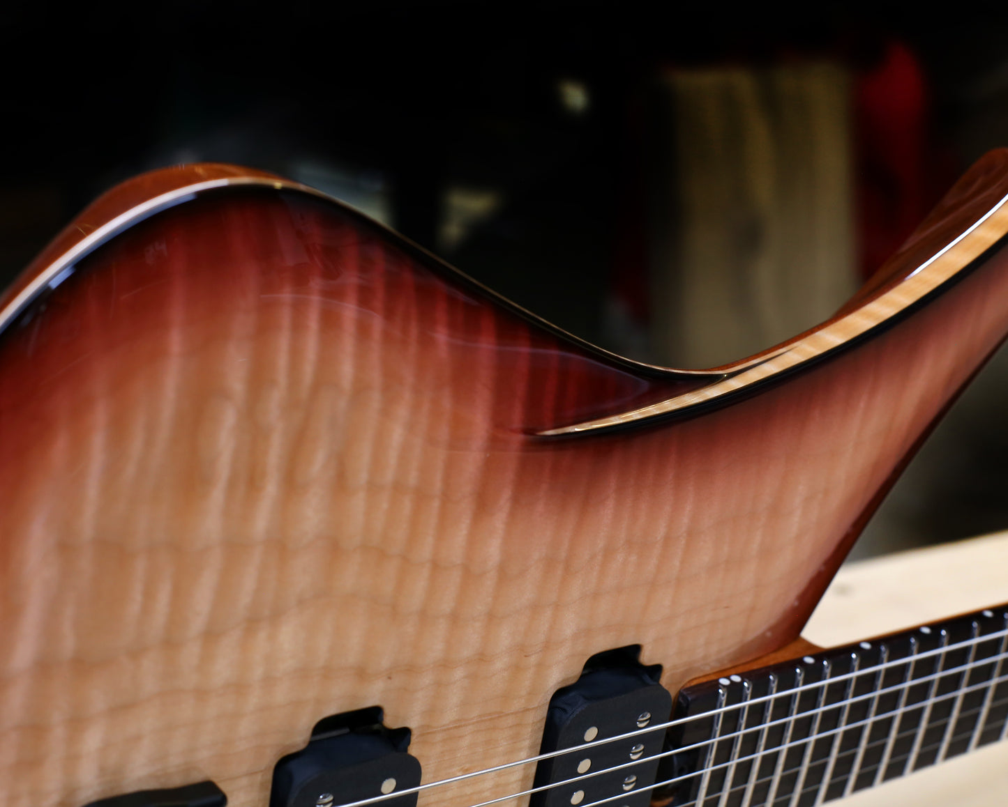 DEALER STOCK Virtus 6 Flame Top Antique Cherry Burst