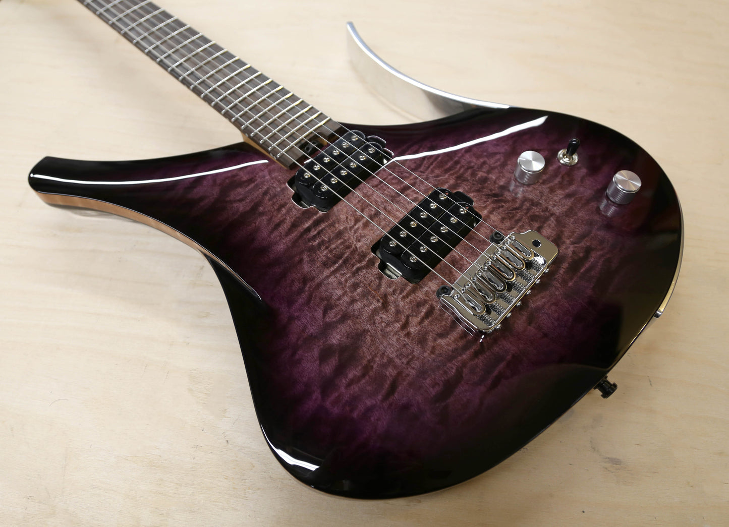 DEALER STOCK Virtus 6 Quilt – Trans Purple Burst