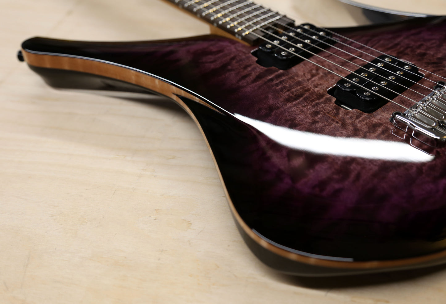 DEALER STOCK Virtus 6 Quilt – Trans Purple Burst